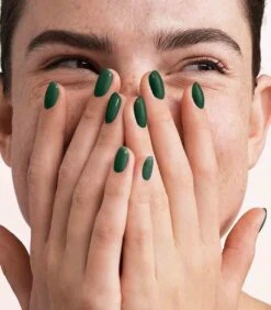 Pink Gellac - Graceful Green - Gellak - Vegan - Groen - Creamy Finish - 15 Ml 6 Pink Gellac - Graceful Green - Gellak - Vegan - Groen - Creamy Finish - 15 Ml -Nagelverzorging Winkel 1050x1200 5