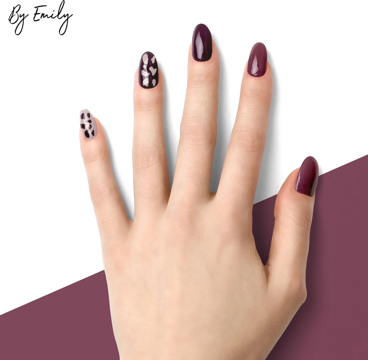 Nagel Wrap - Cowly Red | 14 Stickers Per Vel | Nail Wrap | Nail Art | Trendy | Design | Nagellakvrij | Eenvoudig | Nagel Art | Nagel Wrap | Nagel Stickers | Folie | Zelfklevend | Sjablonen 5 Nagel Wrap - Cowly Red | 14 Stickers Per Vel | Nail Wrap | Nail Art | Trendy | Design | Nagellakvrij | Eenvoudig | Nagel Art | Nagel Wrap | Nagel Stickers | Folie | Zelfklevend | Sjablonen - Afbeelding 5