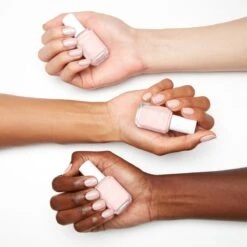Essie - TREAT LOVE & COLOR™ - 10 Nudemood - Nagellak Transparant - 13,5 Ml 23 Essie - TREAT LOVE & COLOR™ - 10 Nudemood - Nagellak Transparant - 13,5 Ml -Nagelverzorging Winkel 1200x1200 253