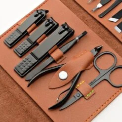 16 Delig Manicure Set Met Gezichtsmasker- Nagelset -Nagelvijl - Nagelknipper- Nagelschaar - Pincet- Manicureset Met Luxe Etui Voor Nagel -Nagelverzorging Winkel 1200x1200 678