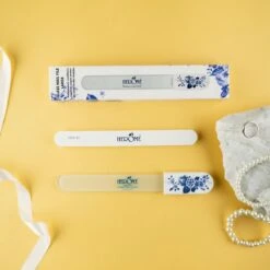 Herome Glazen Nagelvijl Glasvijl Delfts Blauw - Limited Edition - Onslijtbare Nagelvijl - Voorkomt Splijten En Haakjes -Nagelverzorging Winkel 1200x1200 776