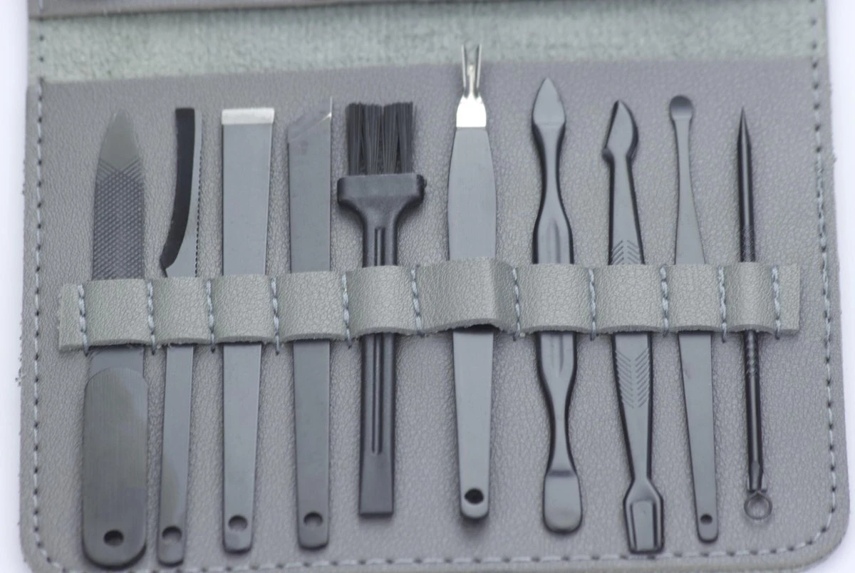 Merkloos Luxe 16-delige | Manicure Set | Met Lederen Opbergetui | Manicureset | Nagelknipper | Grijs 8 Merkloos Luxe 16-delige | Manicure Set | Met Lederen Opbergetui | Manicureset | Nagelknipper | Grijs - Afbeelding 8