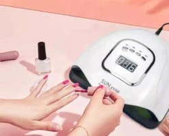 Merkloos Daniqqi - 80 Watt UV LED Lamp Nagels - 45 Leds Nagellamp - Wit -Nagelverzorging Winkel 1200x960 2