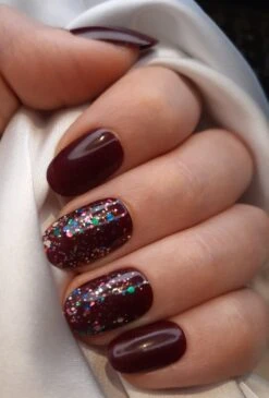 SD Press On Nails - B-Series - Plaknagels - Nagelset 20 Nagels - B72 - Rood - Gellak - Nagellak - Korte Ronde Nageltips - Nepnagels Met Lijm - Kunstnagels - Nail Art - Handmade - Valse Nagels - Nagelvijl - Accessoires - Korte Nagels - Glitter -Nagelverzorging Winkel 812x1200