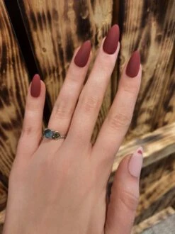 SD Press On Nails - Plaknagels - Gelnagels - 20 Stuks - Handgemaakte Nagels No. 10 Heartbeat - Hartjes - Matte Rood - Nepnagels - Kort Stiletto - Nagelstudio - Gellak - Plaknagels Met Lijm - Nail Art - Accessoires - Valentijn - Cadeau Voor Haar -Nagelverzorging Winkel 899x1200 8