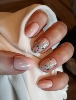 SD Press On Nails - B-Series - Plaknagels - Gelnagels - Handgemaakt - 20 Stuks - B37 - Nude Nagels Met Glitter - Nepnagels Met Lijm - Korter Rond - Accessoires - Nagelstudio - Gellak - Nageltips - Nagelset - Nagelstudio - Nagels Met Lijm - Nepnagels 9 SD Press On Nails - B-Series - Plaknagels - Gelnagels - Handgemaakt - 20 Stuks - B37 - Nude Nagels Met Glitter - Nepnagels Met Lijm - Korter Rond - Accessoires - Nagelstudio - Gellak - Nageltips - Nagelset - Nagelstudio - Nagels Met Lijm - Nepnagels -Nagelverzorging Winkel 912x1200 4