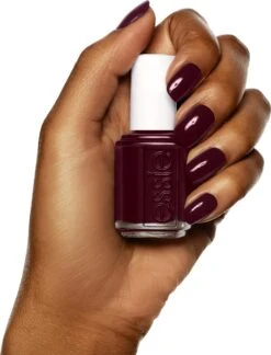 Essie Sole Mate 45 - Paars - Nagellak 20 Essie Sole Mate 45 - Paars - Nagellak -Nagelverzorging Winkel 915x1200 1